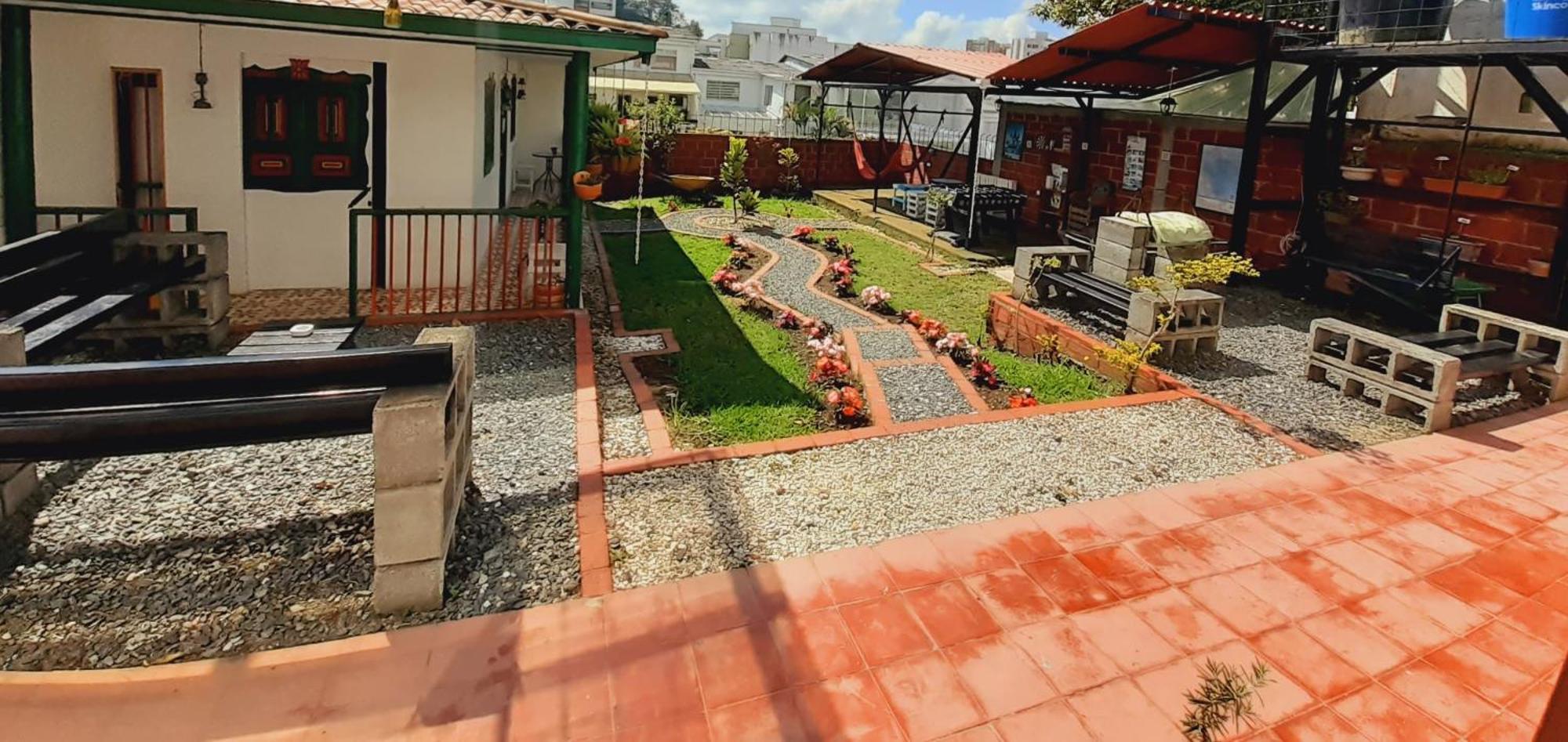 Ayenda Mountain Hostels Manizales Bagian luar foto