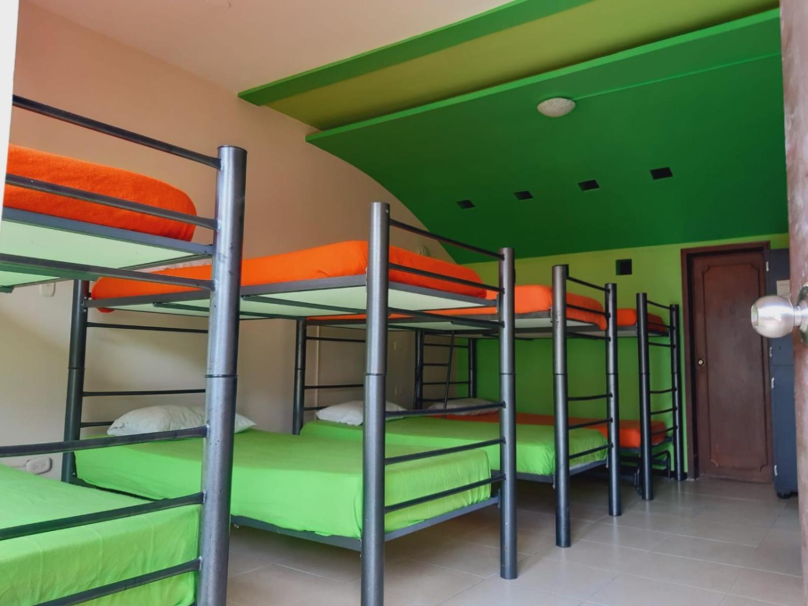 Ayenda Mountain Hostels Manizales Bagian luar foto