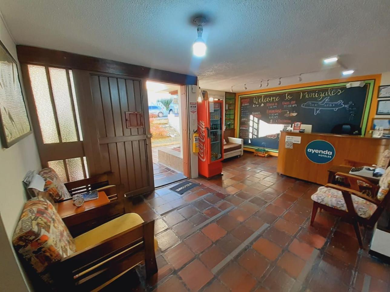 Ayenda Mountain Hostels Manizales Bagian luar foto